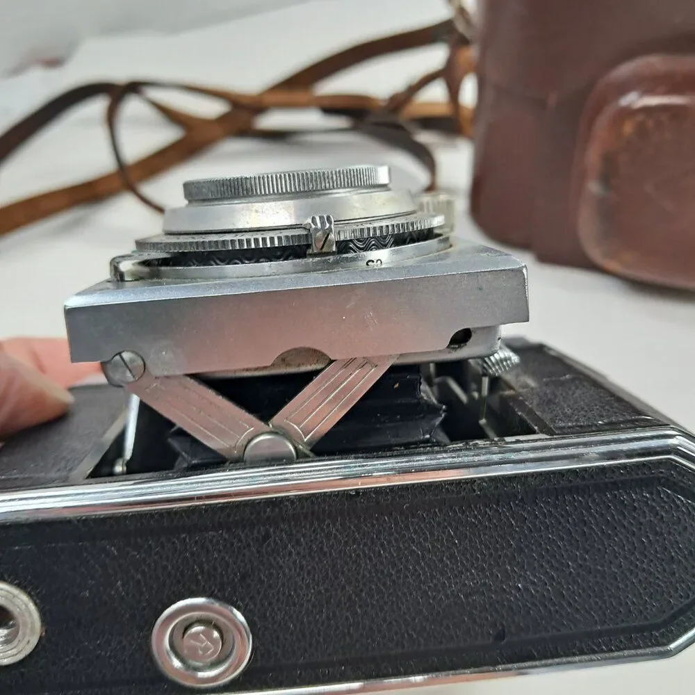 AGFA KARAT 36 film CAMERA SYNCHRO-COMPUR Folding Rangefinder‎ Rodenstock Heligon
